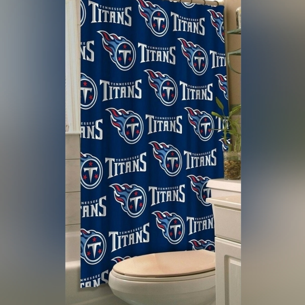 NIP NFL Tennessee Titan Shower Curtain Set complete with hooks